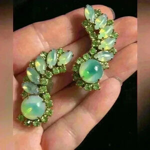 Vintage opalescent URANIUM GLASS RARE green marble rhinestone clip on earrings